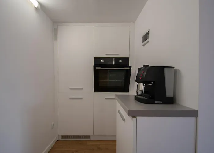 Hyggemate - 1 Bed Cozy In * Sarnitsa