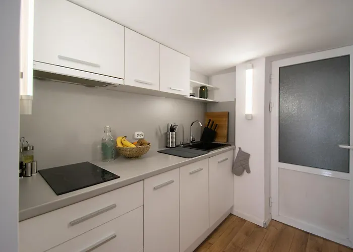 Hyggemate - 1 Bed Cozy In Sarnitsa